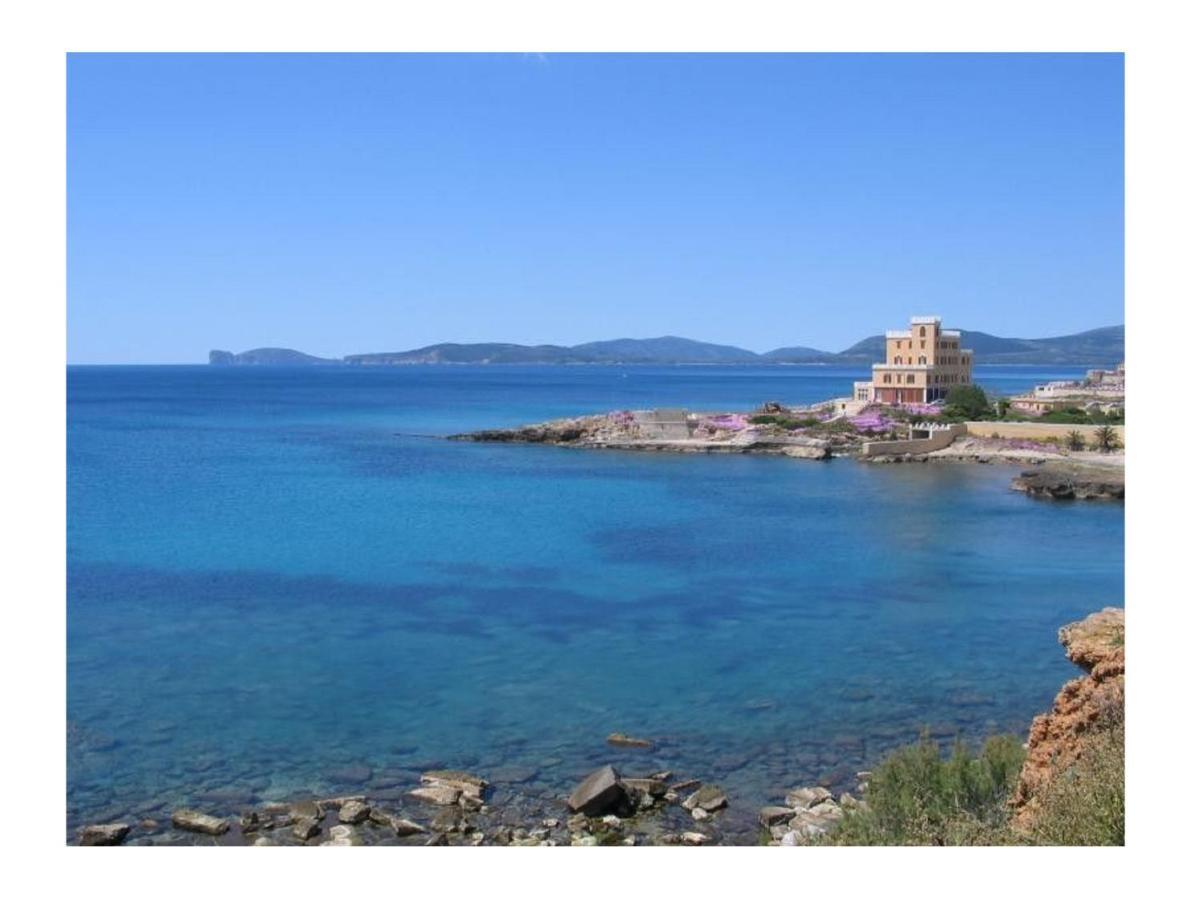 Appartamento In Centro Fronte Spiaggia Del Lido Con Terrazza Vista Mare E Wi-Fi Alghero Exteriör bild